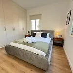 Cozy Boho 2-br Retreat In 아파트