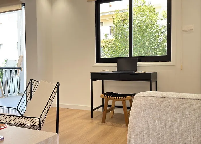 Cozy Boho 2-br Retreat In Apartament Nikozja