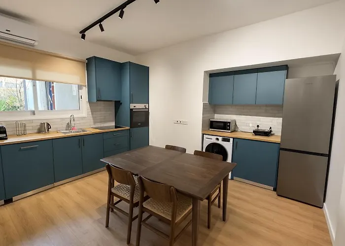 Cozy Boho 2-br Retreat In Apartament Nikozja